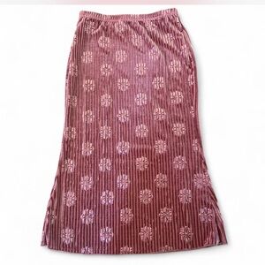 SHEIN size xs Pink velvet maxi skirt #fairycore